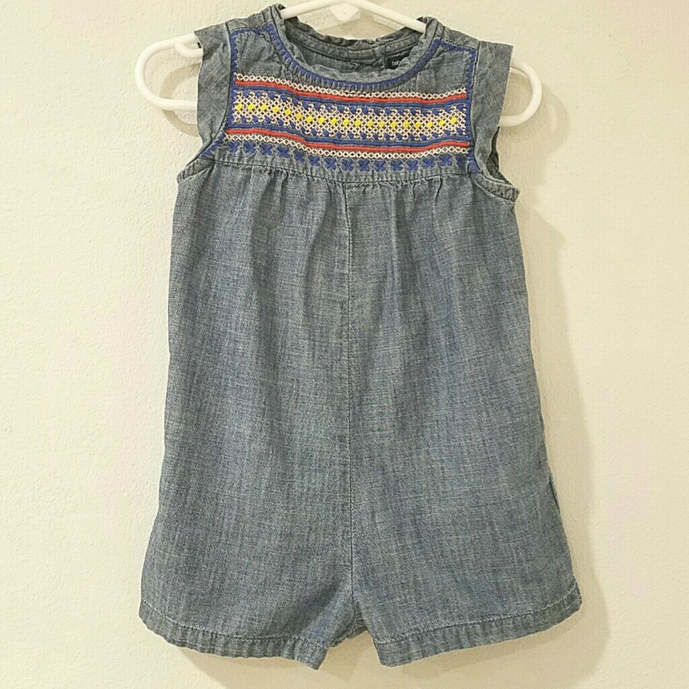 BABY GAP GIRLS Denim Embroidered Romper 2T